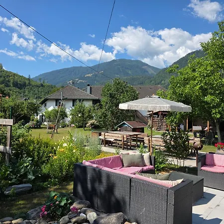 Sachserhof-Herz Zuhause, Seele Auftanken, Fuer Familien Und Paaren- Grosse Garten, Pool, Gratis Parken & Welan, Zentral Gelegen In Kaernten Zwischen Berge Und Seen * Sachsenburg