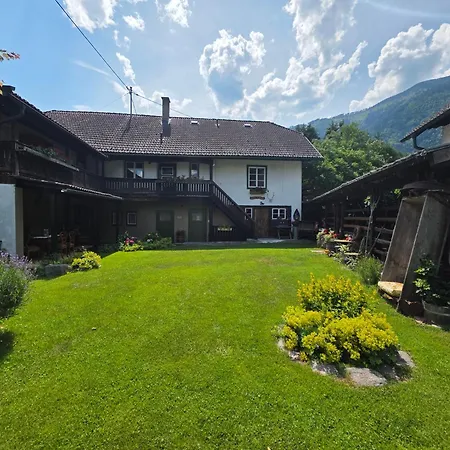 Sachserhof-herz Zuhause, Seele Auftanken, Fuer Familien Und Paaren- Grosse Garten, Pool, Gratis Parken & Welan, Zentral Gelegen In Kaernten Zwischen Berge Und Seen * Sachsenburg