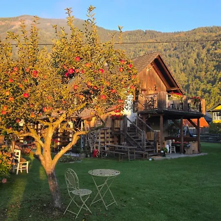 Auszeit Mit Geschichte In Historisch In Sachsenburg, Schigebieten Nahe, Pool, Gratis Parken & Welan, Zentral Gelegen In Kaernten Zwischen Berge Und Seen